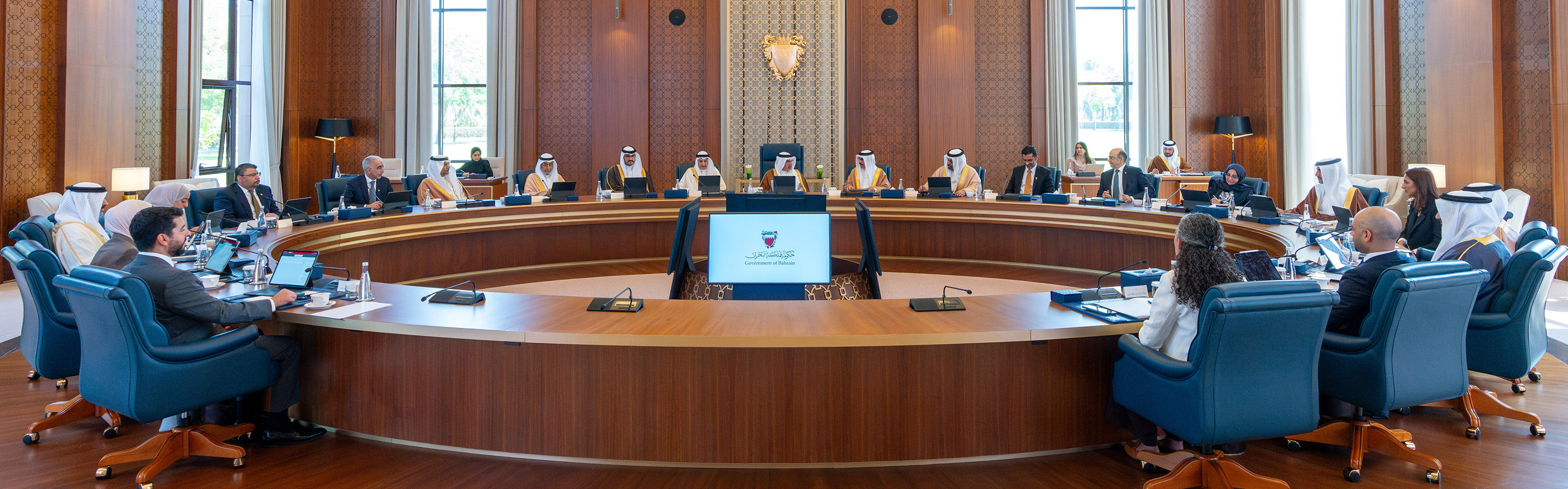 سمو ولي العهد رئيس مجلس الوزراء يترأس الاجتماع الاعتيادي الأسبوعي لمجلس الوزراء